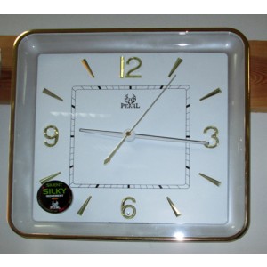 Часы настенные PEARL PW 033